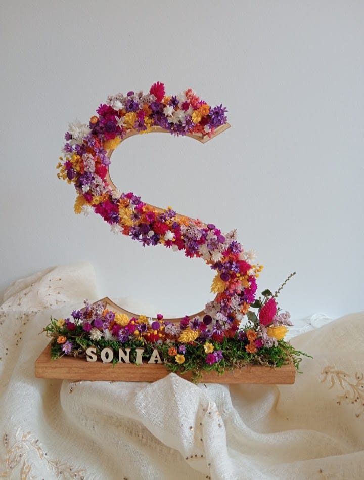 Letra S floral